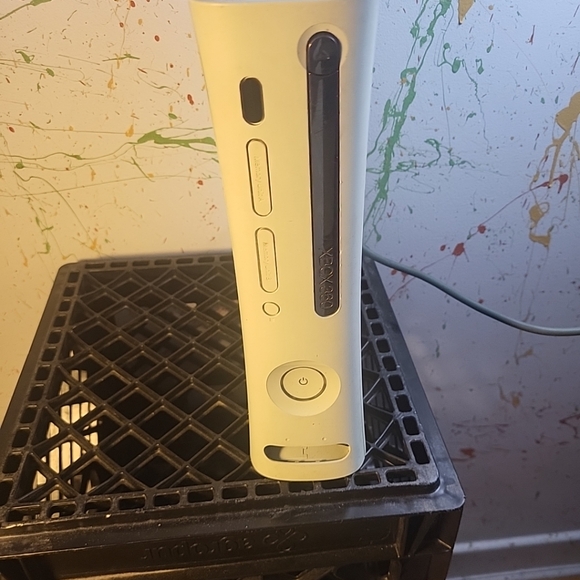 Xbox 360 Bundle : 3 Games +1 Controller - Picture 2 of 16